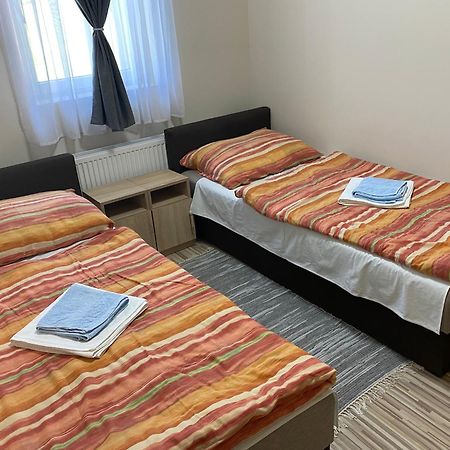 Aba-Boebe Vendeghaz Apartment Zalaszentivan Ngoại thất bức ảnh