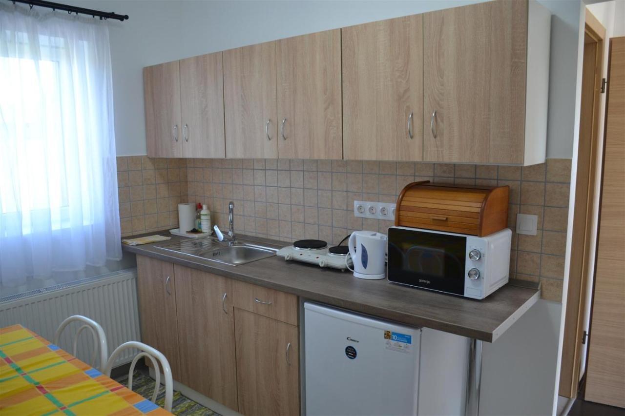 Aba-Boebe Vendeghaz Apartment Zalaszentivan Ngoại thất bức ảnh