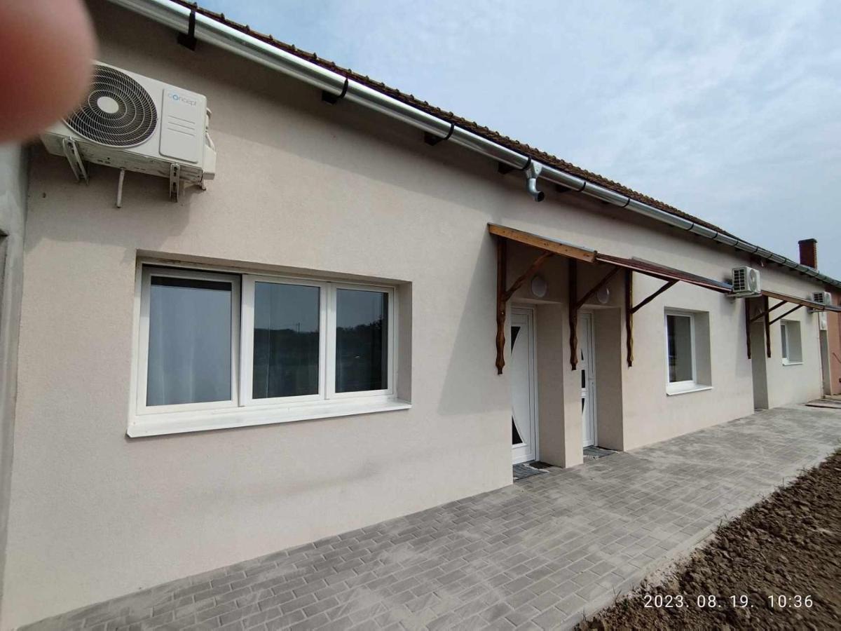 Aba-Boebe Vendeghaz Apartment Zalaszentivan Ngoại thất bức ảnh